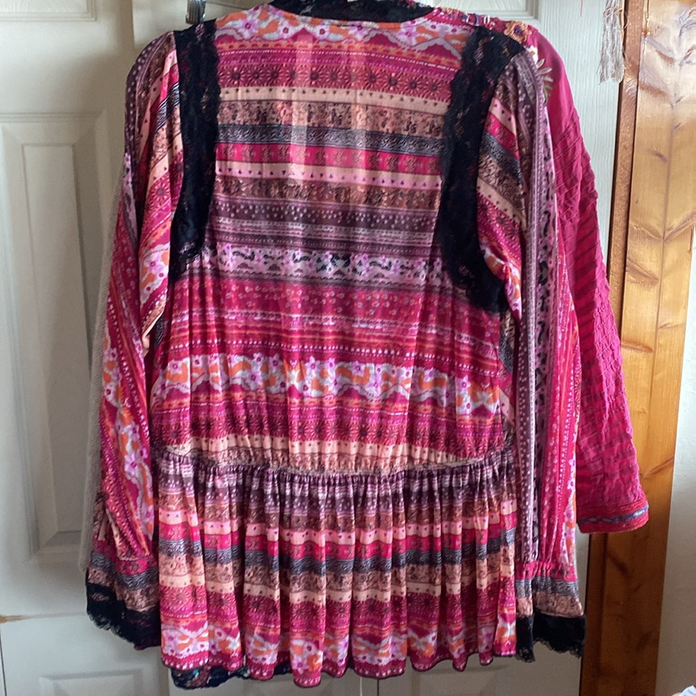 Free People NWT Natalie Boho Print Lace Long Sleeve Vneck Slip/Tunic Top XS - Picture 6 of 15